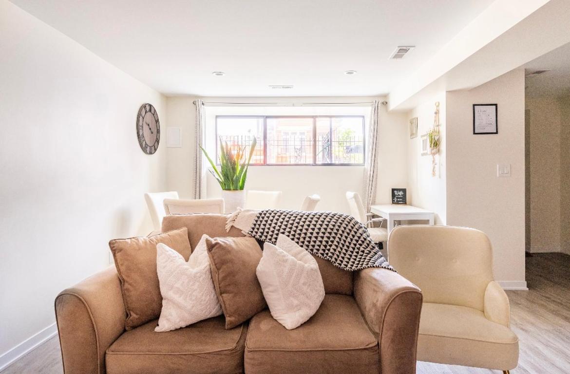 Cozy 2 Brm Apartment Mins Away From United Center Chicago Dış mekan fotoğraf